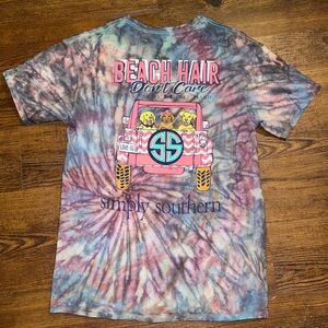 Simply Southern Beach Hair Don’t Care Graphic Tie-Dye Short Sleeve Shirt Size M